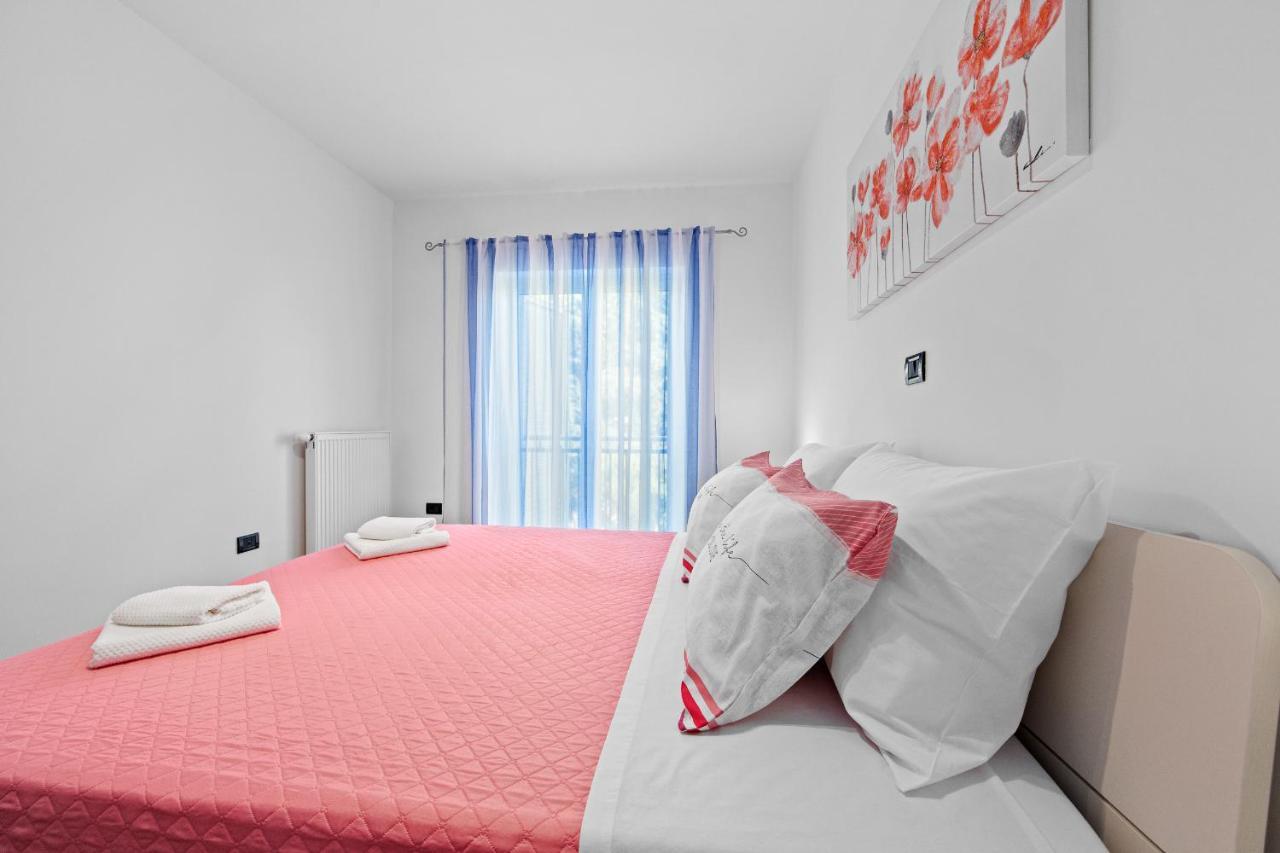 Feniks Fazana Apartman Exterior photo