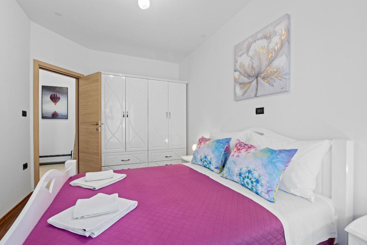 Feniks Fazana Apartman Exterior photo